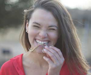 短信轰在线轰炸免费网站